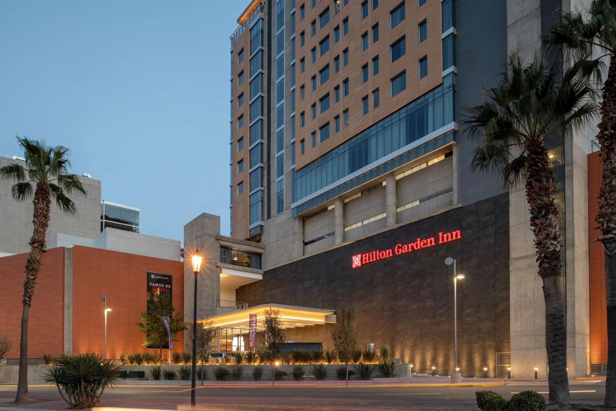Hilton Garden Inn Chihuahua Exterior photo